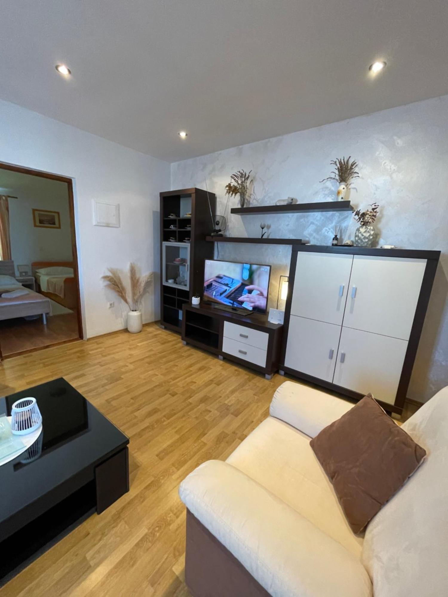 Denis Apartment Ждрелаць Екстер'єр фото